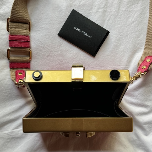 Dolce & Gabbana Camera Bag ๐๐ - Picture 6 of 16